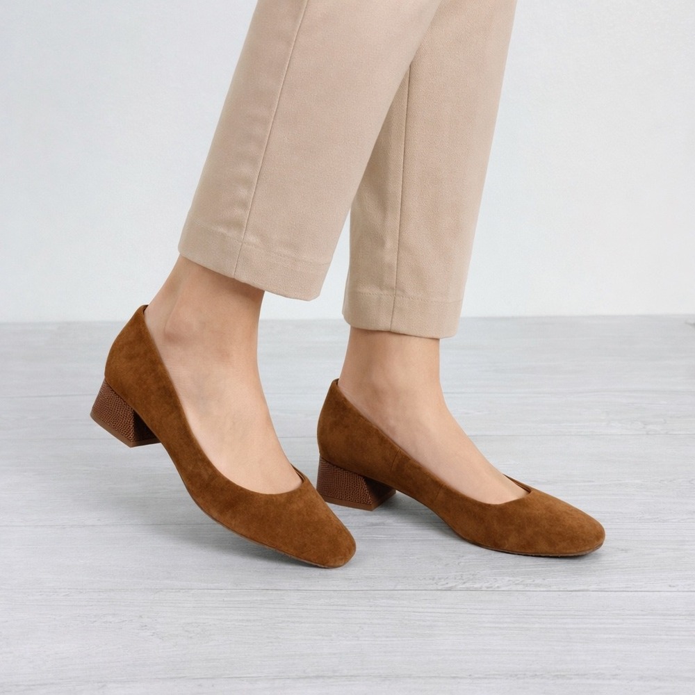 NYDJ Teddie Suede Block Heel Pumps Women 7.5 Brown Leather Square Toe Minimalist - Picture 2 of 14
